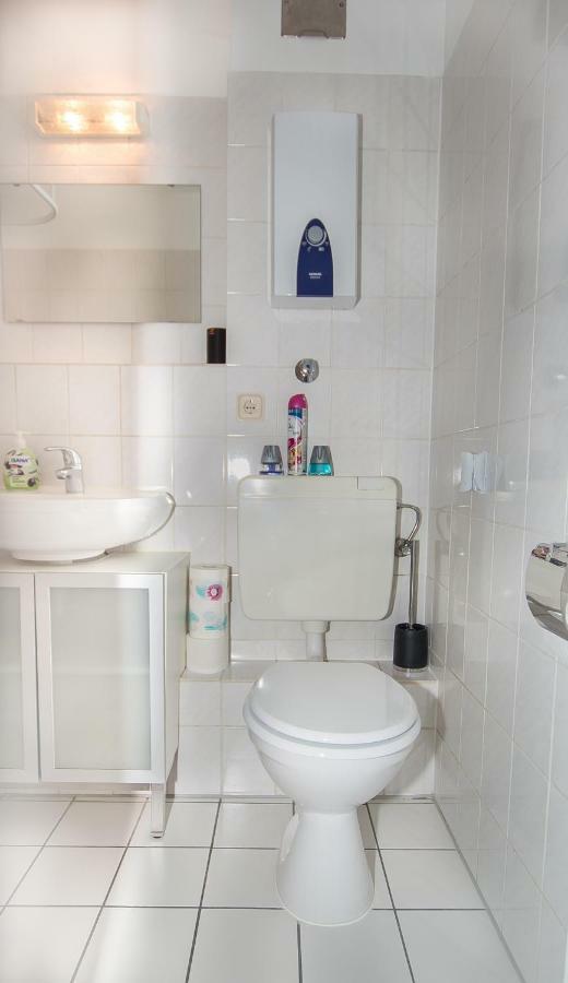 Business & Tourist Apartment デュッセルドルフ エクステリア 写真