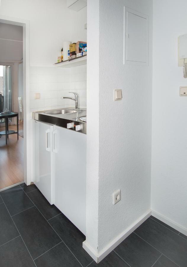 Business & Tourist Apartment デュッセルドルフ エクステリア 写真